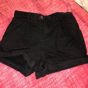 Black Short Shorts That Hug Waist